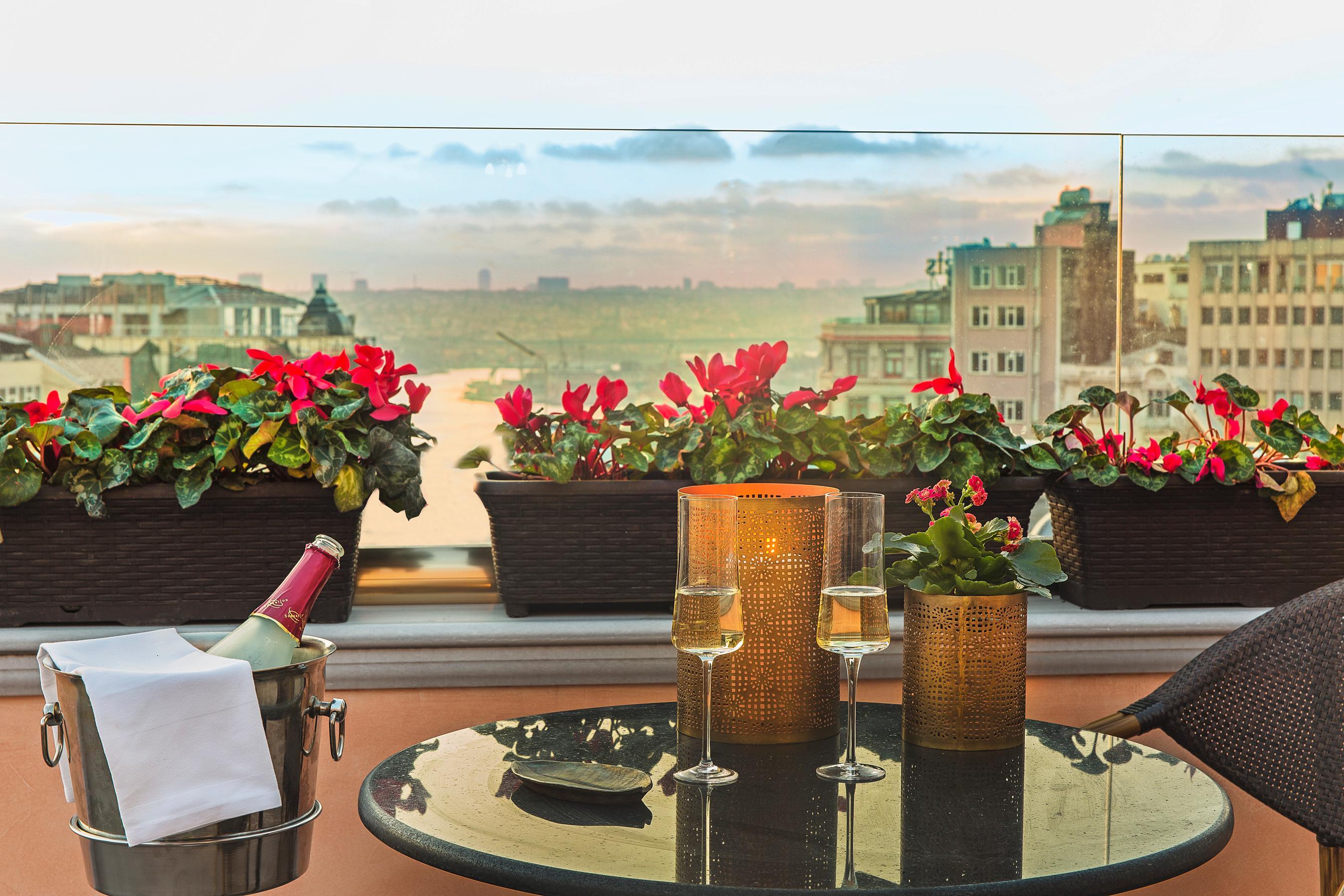Meroddi Bagdatliyan Hotel Istanbul Exterior photo